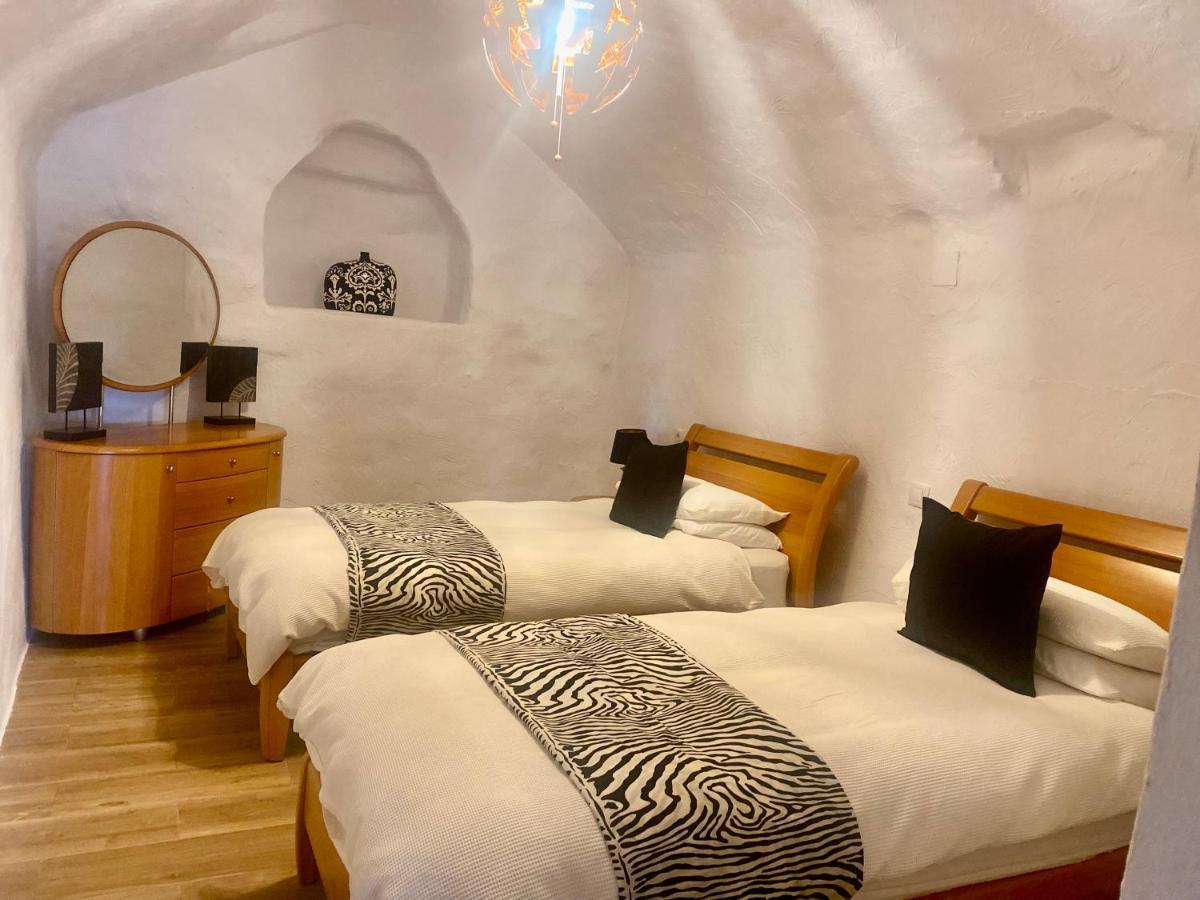 Cuevas Helena Villa Benamaurel Ngoại thất bức ảnh